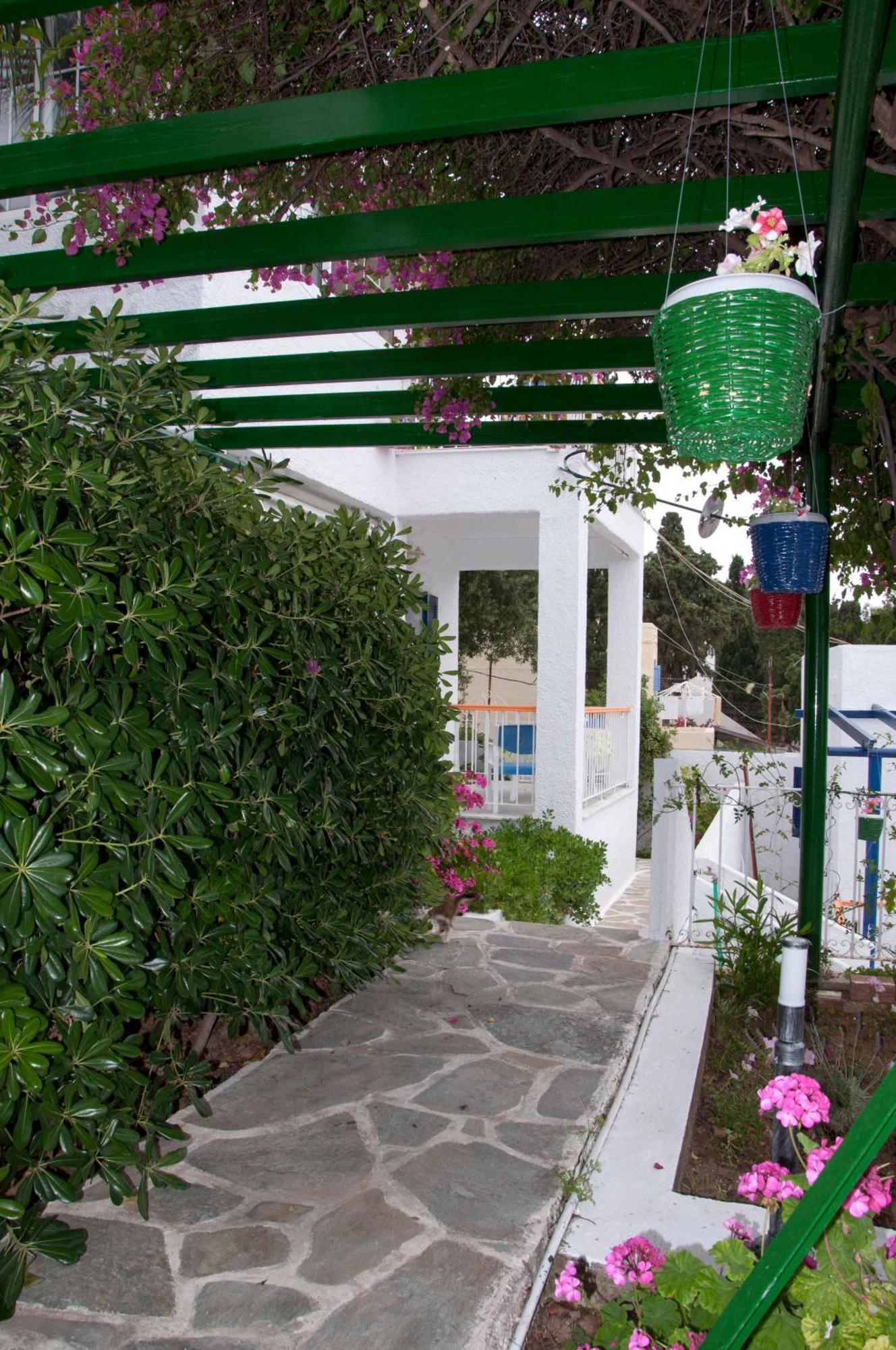 Tatsis Apartments Masouri Buitenkant foto